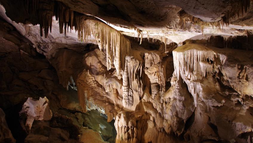 GROTTA DI BOSSEA